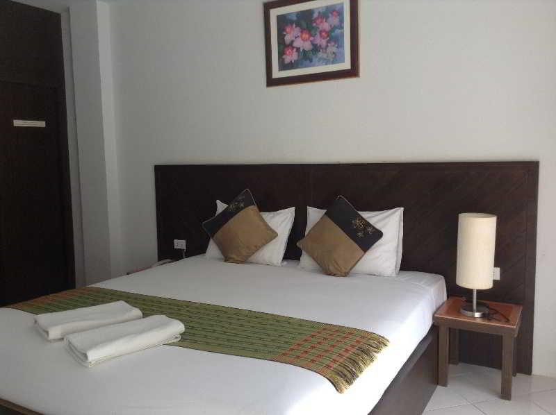 Ascot Krabi Hotel Ao Nang Екстериор снимка