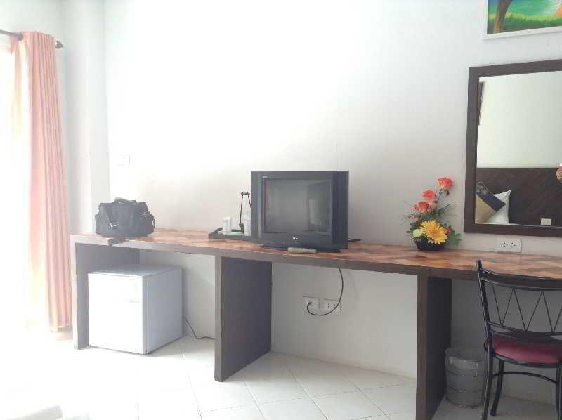 Ascot Krabi Hotel Ao Nang Екстериор снимка