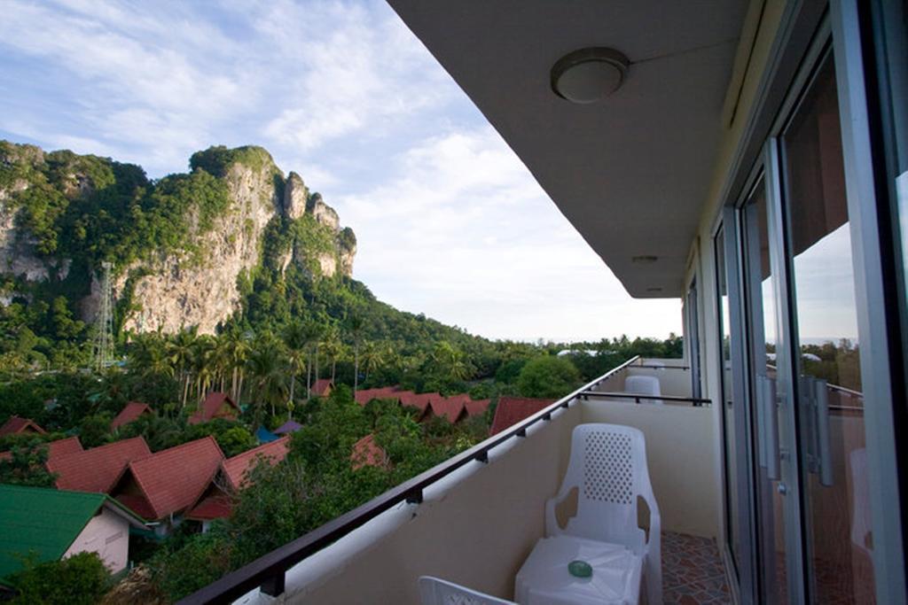 Ascot Krabi Hotel Ao Nang Екстериор снимка